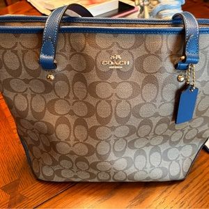 Coach Signature Zip Top Tote